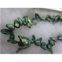Free form green freshwater pearl necklace