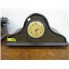 Image 1 : Mantle clock, battery operated