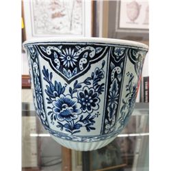 Dutch Boch Delft plant pot