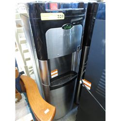 Hot/cold Viva self cleaning water dispenser
