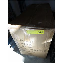 Case of flip flops, size medium