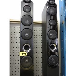 Pair of speakers for a karaoke singing machine