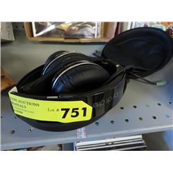 Beats by dr. dre isolation headphones, black