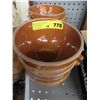 Image 1 : 10 clay pots 7" dia.