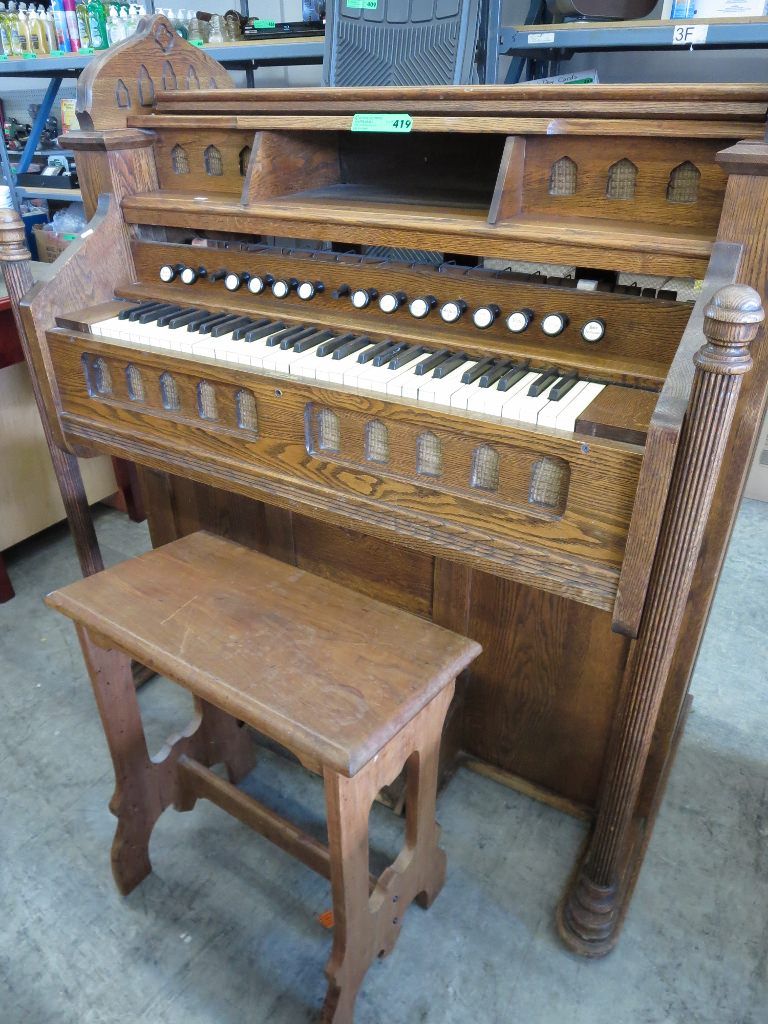 Pump organ Estey Organ Co., with stool