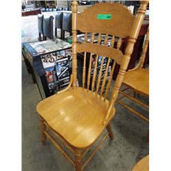 Oak chair, stretcher base