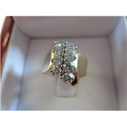 Ladies yellow gold & diamond ring