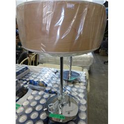 Table lamp with drum shade - new