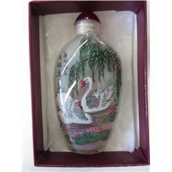 Hand painted snuff bottle with stopper