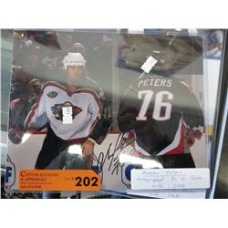 Autographed hockey photo "Andrew Peters"