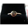 Image 1 : 10 kt gold estate diamond solitaire ring