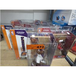 10 x NBA figurines, in original sealed package