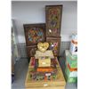 Image 1 : 10 decorated wooden boxes