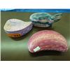 Image 1 : 3 carved soapstone boxes with lids