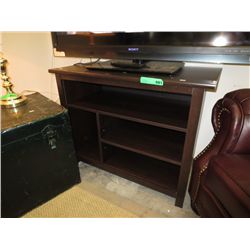 Wood entertainment stand