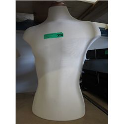 Standing male shirt form