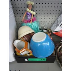 Tray of vintage & collectible items