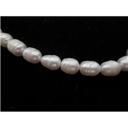 New Baroque-shape freshwater pearl necklace