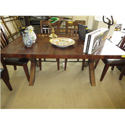Contemporary dining table 70" x 42" - NEW