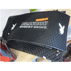 8 Rubber mats - assorted types