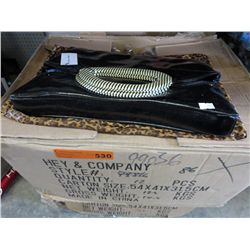 Case of purses