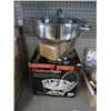 Image 1 : 4 Quart chafing dish in box
