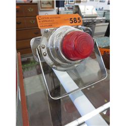 Vintage sportsman lantern by Ray-O-Vac