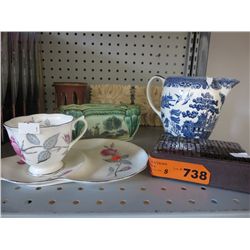 Shelf of china and decorative items, 8 pieces