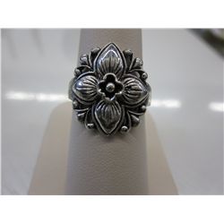 5 Estate rings