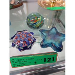 3 Art glass paper weights - Hand crafted