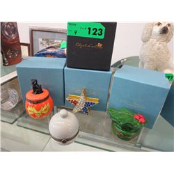 4 Magnifique porcelain collectible boxes
