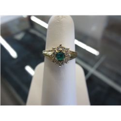 Emerald & Diamond cocktail ring - 14KT yellow gold