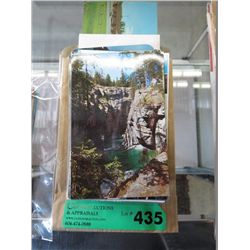 Large quantity of vintage North American postcards