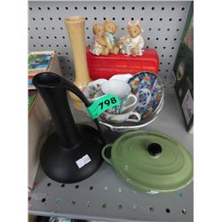 10 decorative & household items