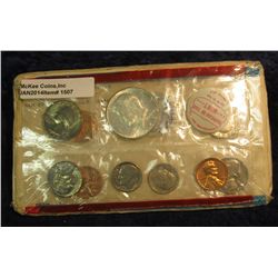 1507. 1968 Silver & 1973 U.S. Mint sets in original U.S. Mint issued envelopes and cellophanes.