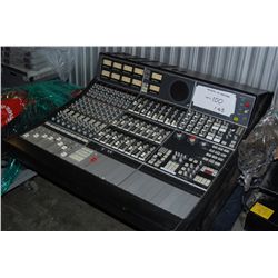 SSL Model 5000 Mixing Console/Desk