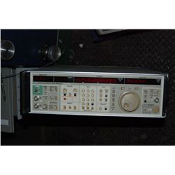 Fluke 6070A Synthesized RF Signal Generator - Vintage