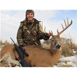 5-Day Whitetail Deer Hunt for Two Hunters and Two Non-Hunters in Ohio - Includes Trophy Fees