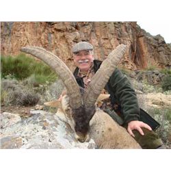 2-Day Ronda Ibex or Southeastern Ibex Hunt for One Hunter and One Non-Hunter in Spain - Includes Tro