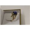 Image 2 : ONE LADIES 14KT YELLOW GOLD SYNTHETIC STAR SAPPHIRE DRESS RING. SET WITH 1 OVAL CABOCHON CUT BLUE