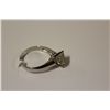 Image 2 : ONE LADIES 14KT WHITE GOLD DIAMOND SET ENGAGEMENT RING. THE RING HAS A FOUR CLAW WHITE GOLD TIFFANY