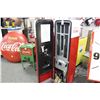 Image 2 : 10 CENT MODEL 44 COCA-COLA VENDING MACHINE FULLY RESTORED, IN WORKING CONDITION