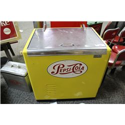 1950'S PEPSI-COLA CHEST COOLER (NO RACK) WORKING ORDER