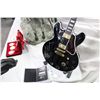 Image 2 : B.B. KING SIGNED GIBSON CUSTOM LUCILLE GUITAR WITH PEARL INLAY. HAND SIGNED BY B.B. AT HIS RIVER