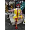 Image 1 : RONALD MCDONALD STATUE