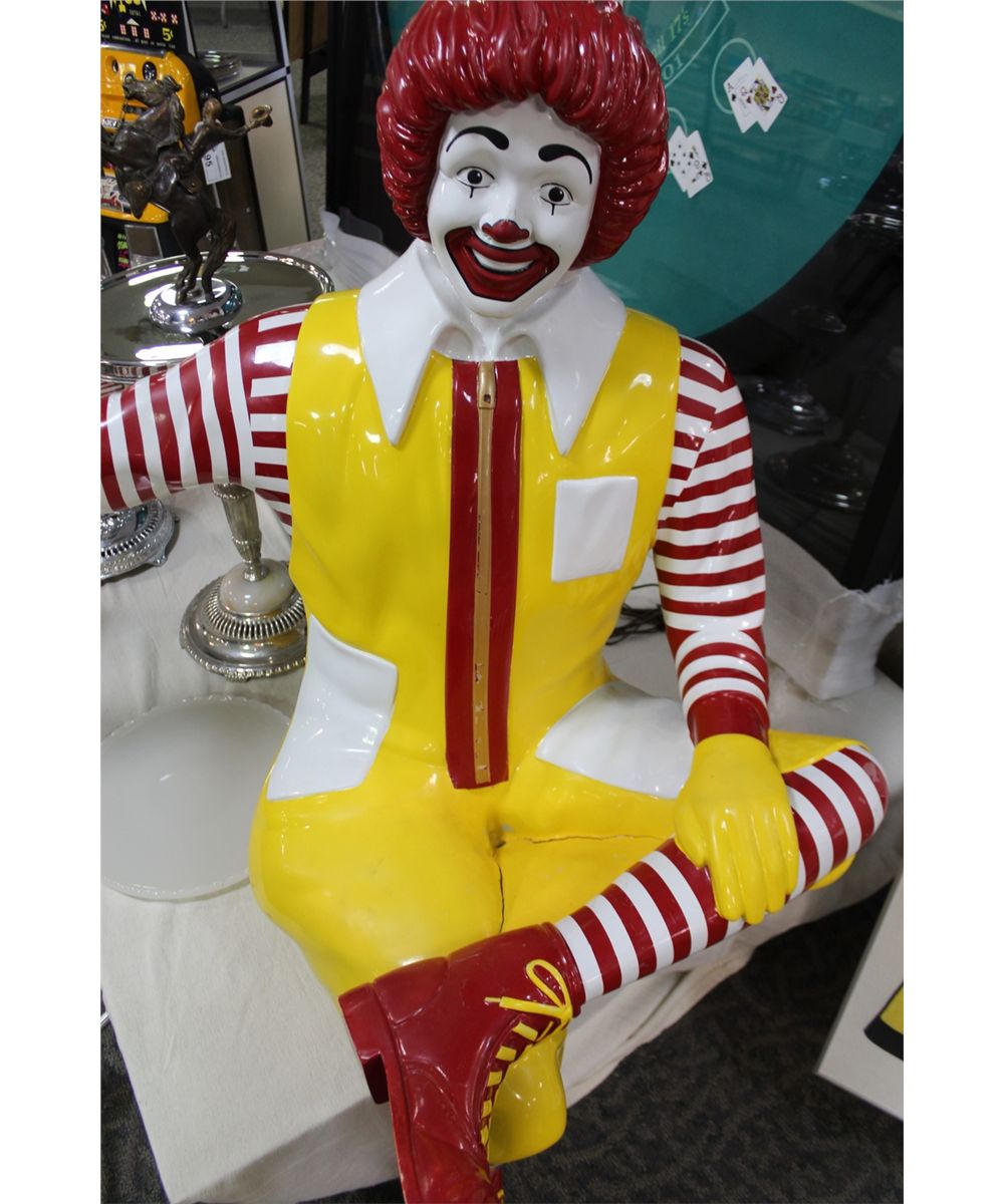 RONALD MCDONALD STATUE ronald-mcdonald-statue