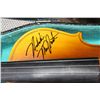 Image 2 : NATALIE MACMASTER HAND SIGNED FIDDLE WITH CASE