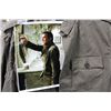 Image 2 : STEVEN SEGAL SCREEN WORN COSTUME "TRUE JUSTICE" GIVEN TO HOWARD BY STEVEN