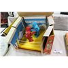 Image 2 : ORIGINAL ROCK EM SOCK EM ROBOTS WITH BOX