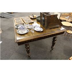 ANTIQUE TABLE 50  X 46  ON CASTERS